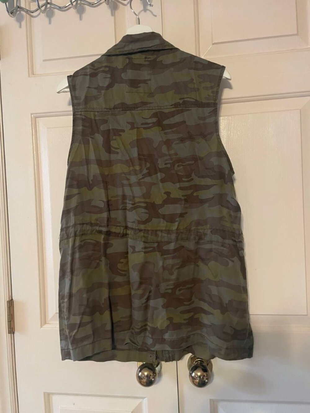 ME JANE L Camo Utility Vest - Streetwear Gorpcore Sleeveless Layering Piece - Picture 3 of 6